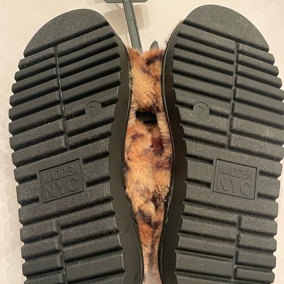 Steve Madden Leopard print fluffy platform sandals slippers size 7. NWT - Picture 12 of 12